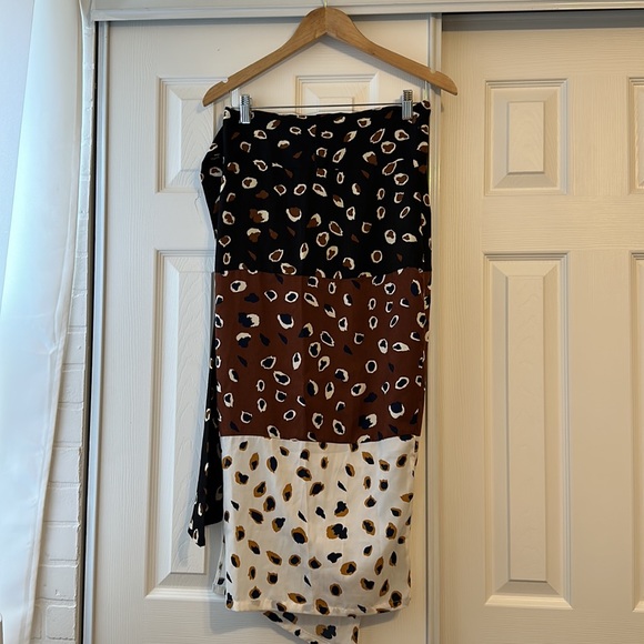 Never fully Dressed Wrap Skirt - Picture 2 of 5